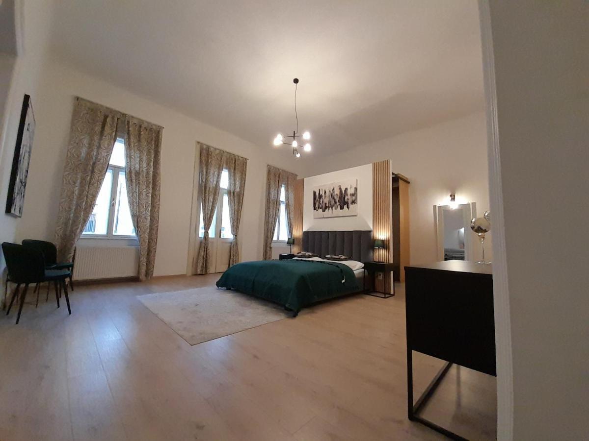 Entrez Apartment 3 - Historical Centre Koszyce Zewnętrze zdjęcie