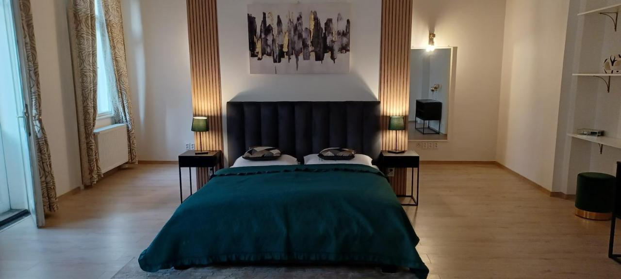Entrez Apartment 3 - Historical Centre Koszyce Zewnętrze zdjęcie