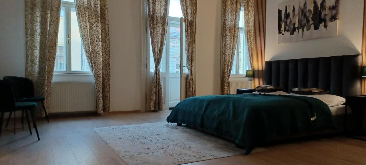 Entrez Apartment 3 - Historical Centre Koszyce Zewnętrze zdjęcie
