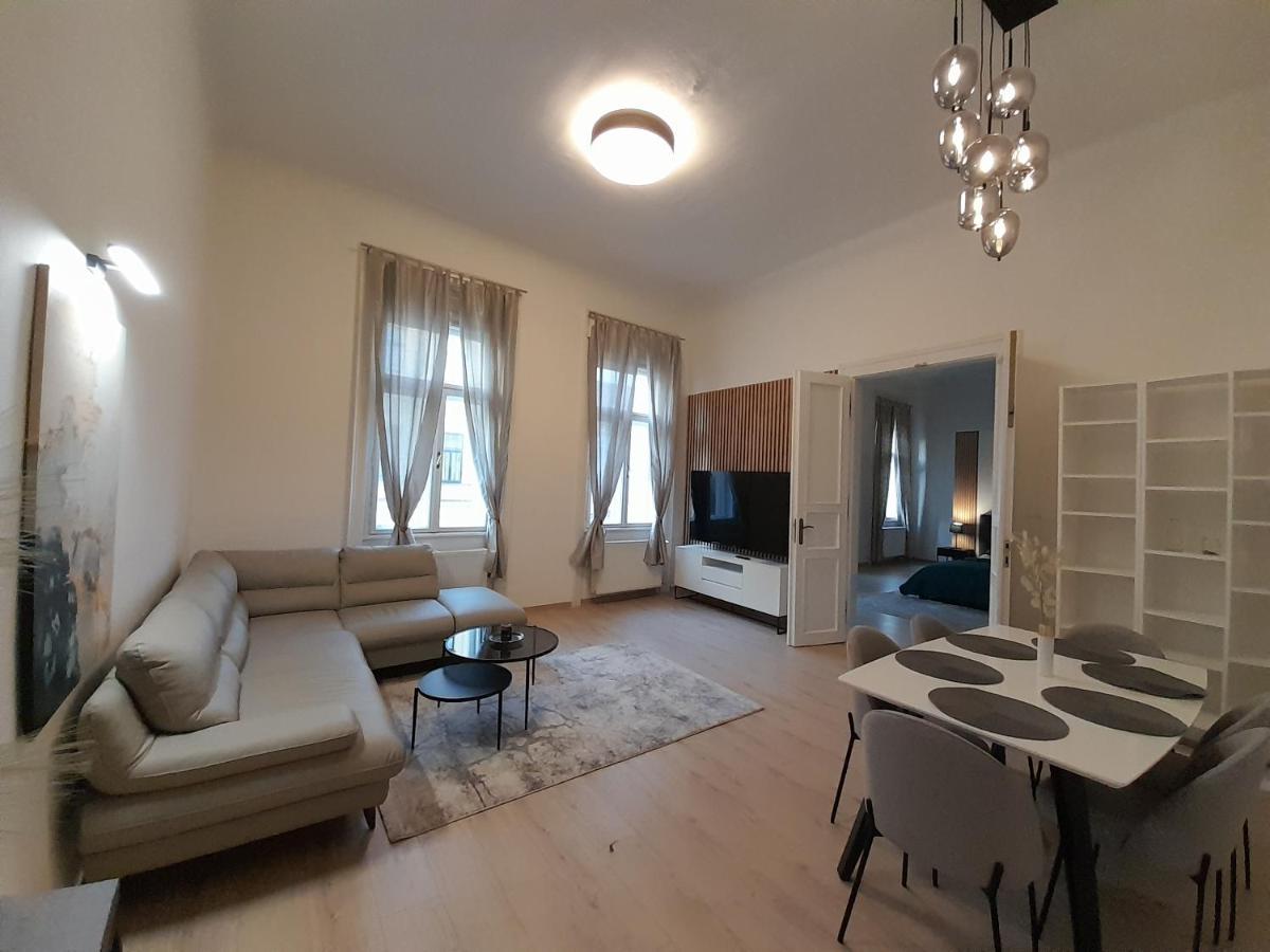 Entrez Apartment 3 - Historical Centre Koszyce Zewnętrze zdjęcie